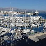 Crvena Orhideja *
