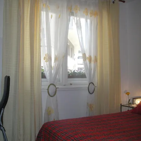 Apartments Crvena Orhideja Split