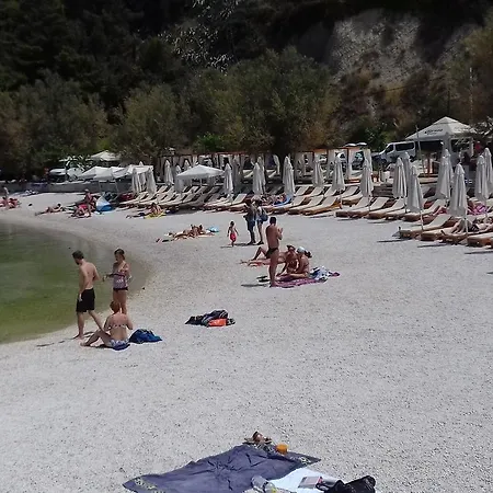 Lägenhet Apartments Crvena Orhideja *