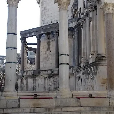 Appartamento Crvena Orhideja Spalato